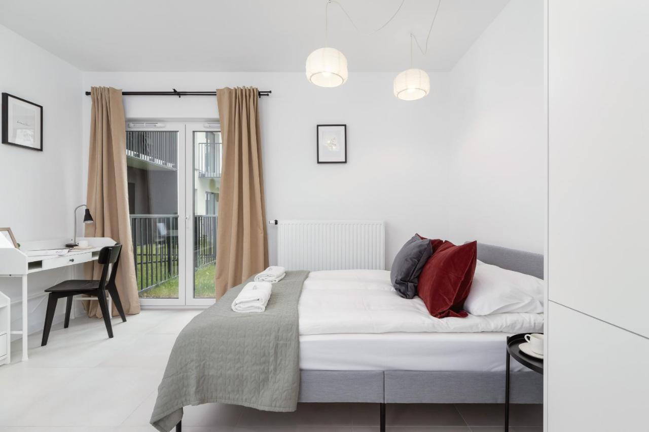 Modern & Terrace Kielkowskiego By Renters Apartment